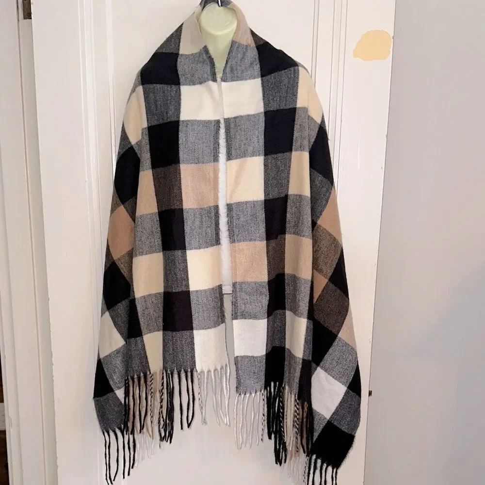 Sonoma Black,‎ Tan, Cream & Gray Checked Polyester Shawl with Fringe